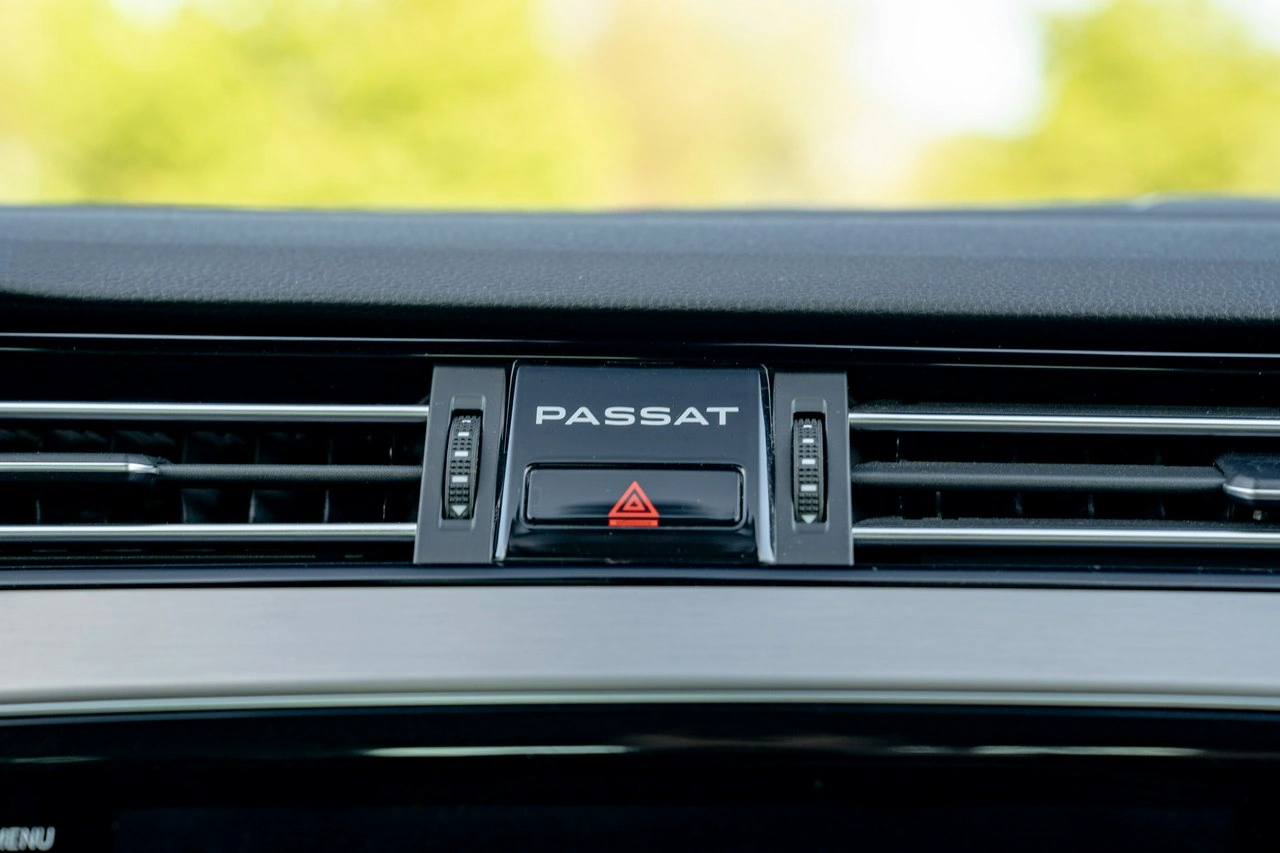 Volkswagen Passat - Zdjęcie 19