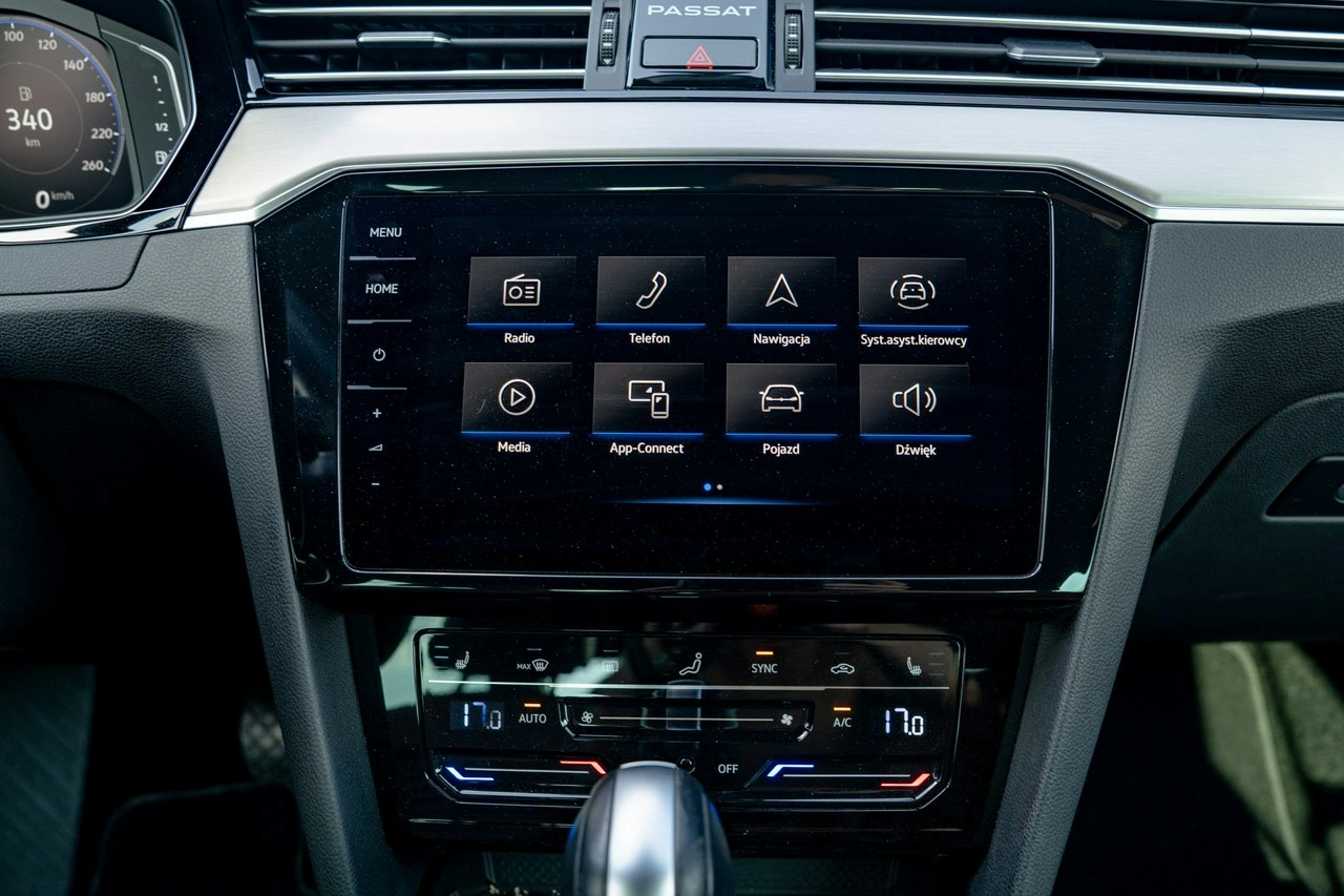 Volkswagen Passat - Zdjęcie 21