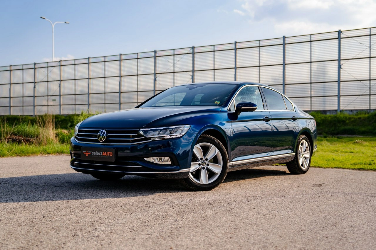 Volkswagen Passat - Główne zdjęcie