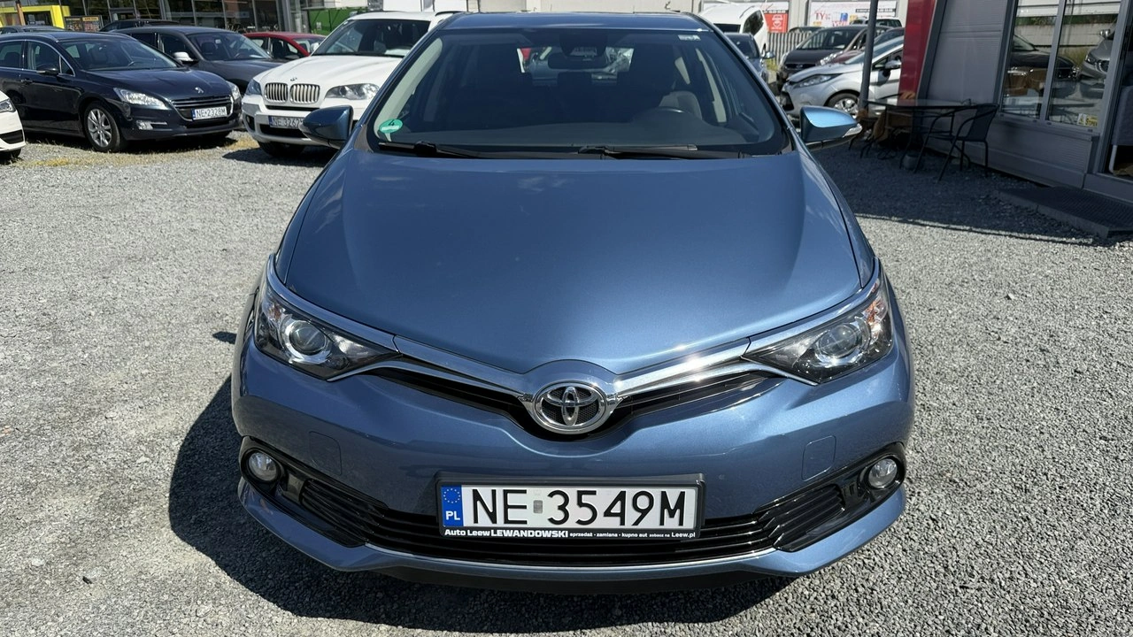 Toyota Auris - Zdjęcie 13