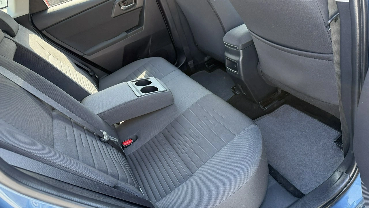 Toyota Auris - Zdjęcie 20