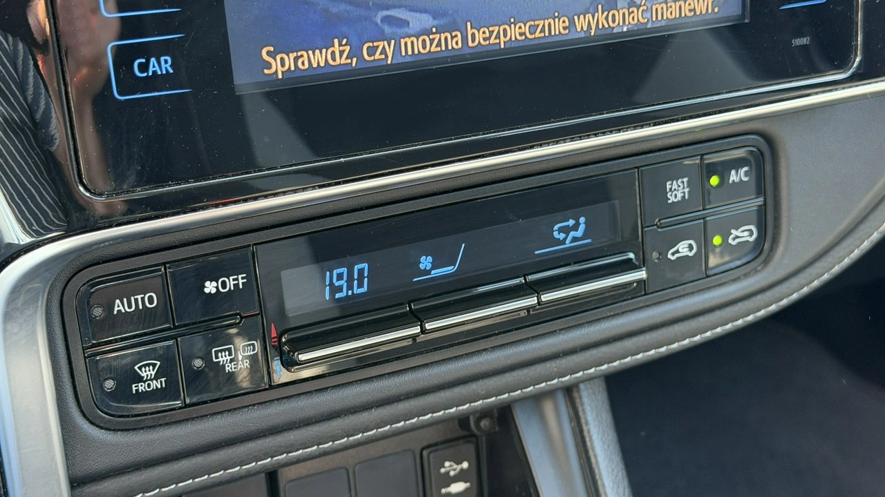 Toyota Auris - Zdjęcie 26