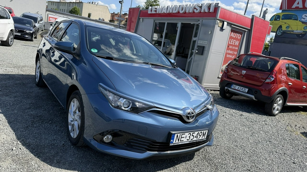 Toyota Auris - Główne zdjęcie