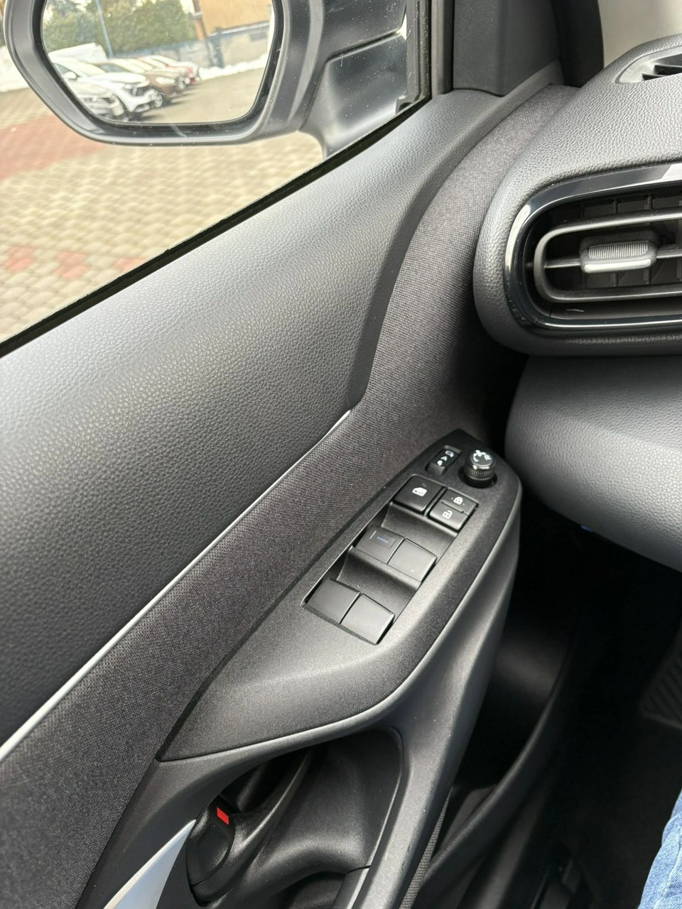 Toyota Yaris Cross - Zdjęcie 23