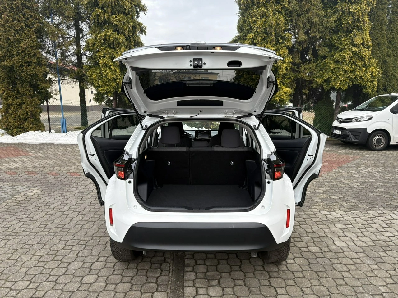 Toyota Yaris Cross - Zdjęcie 30