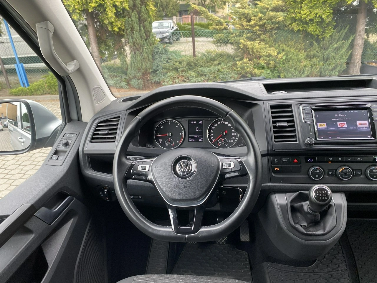 Volkswagen Caravelle - Zdjęcie 15