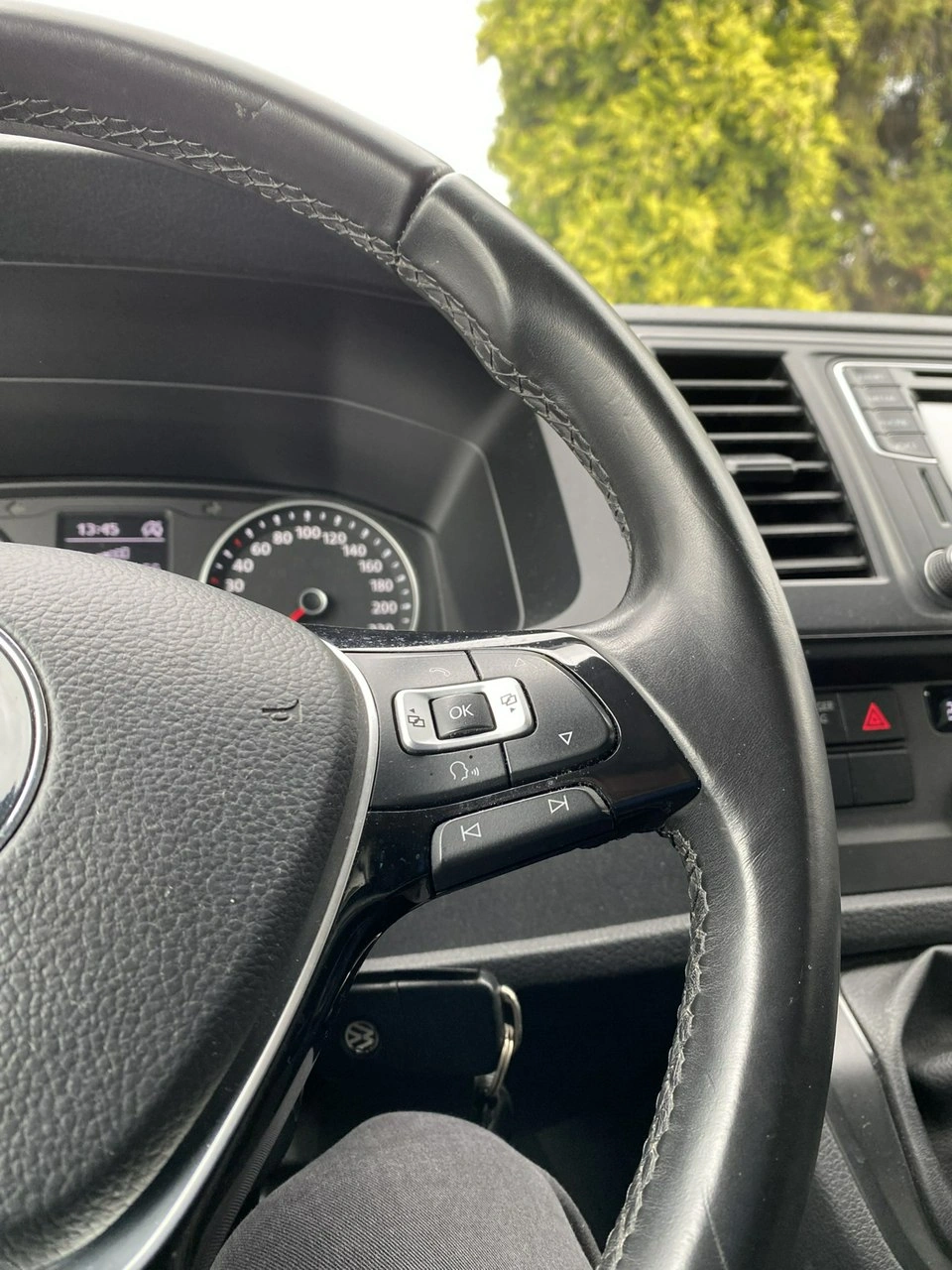 Volkswagen Caravelle - Zdjęcie 19