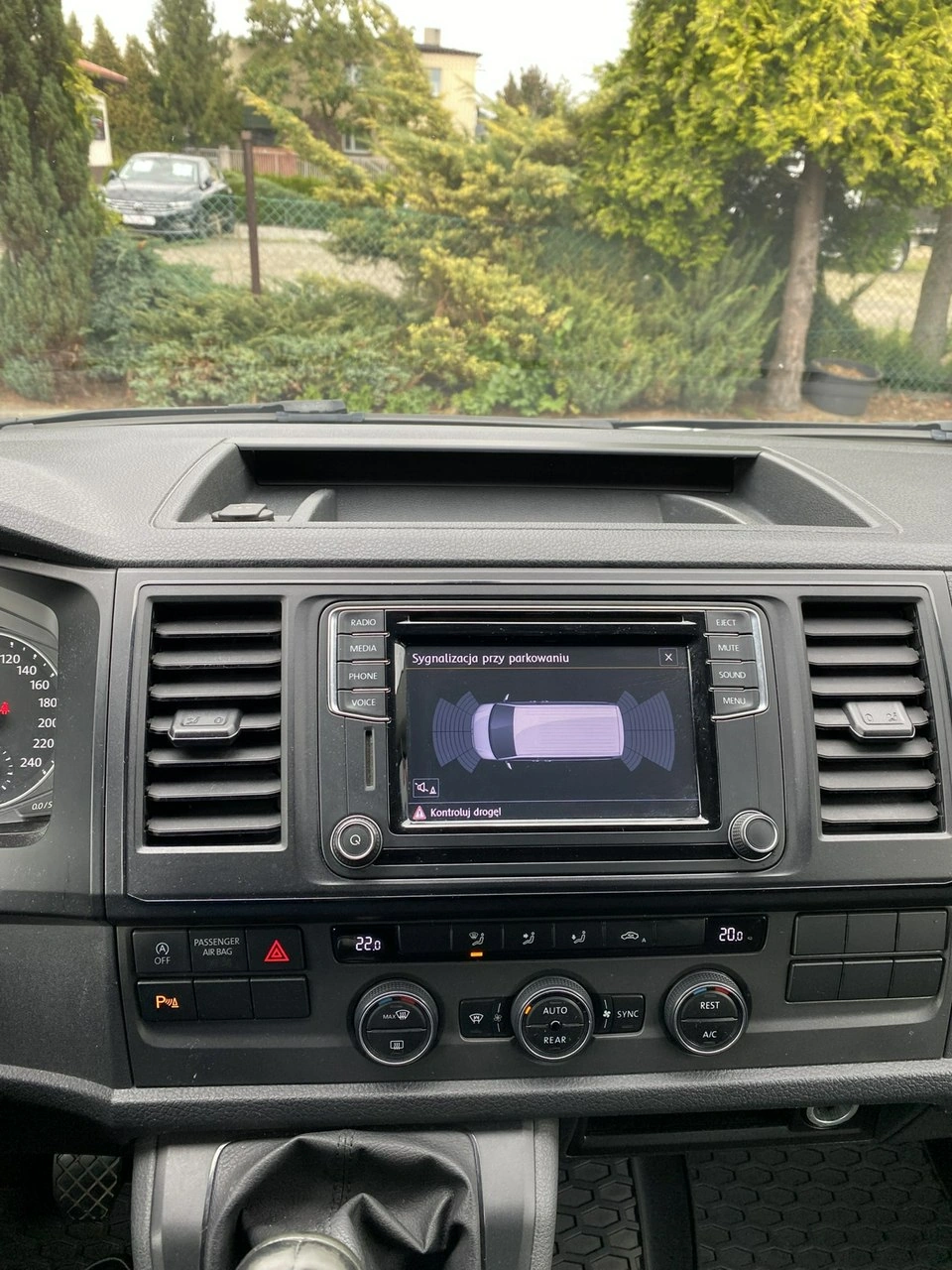 Volkswagen Caravelle - Zdjęcie 20