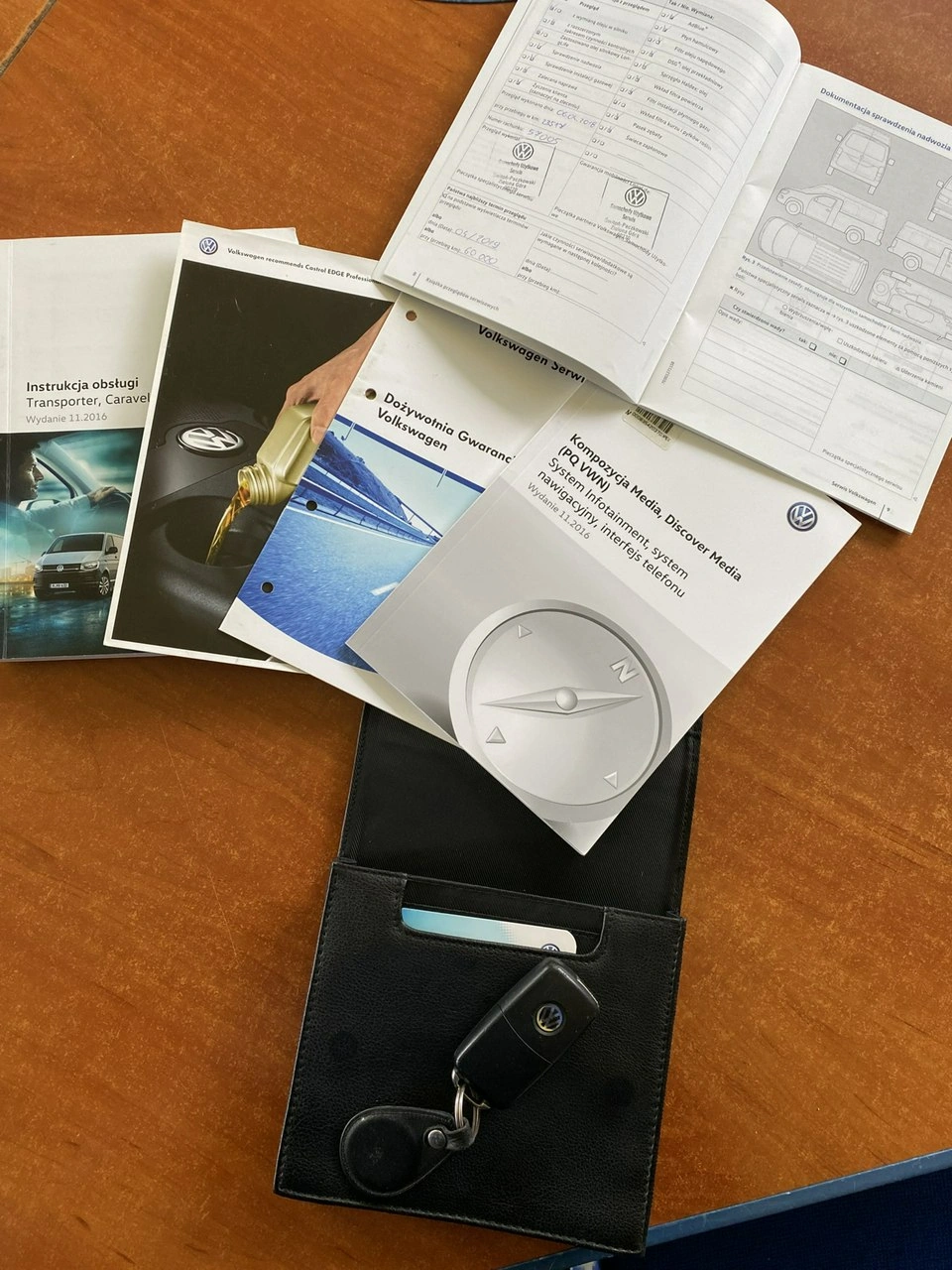 Volkswagen Caravelle - Zdjęcie 27