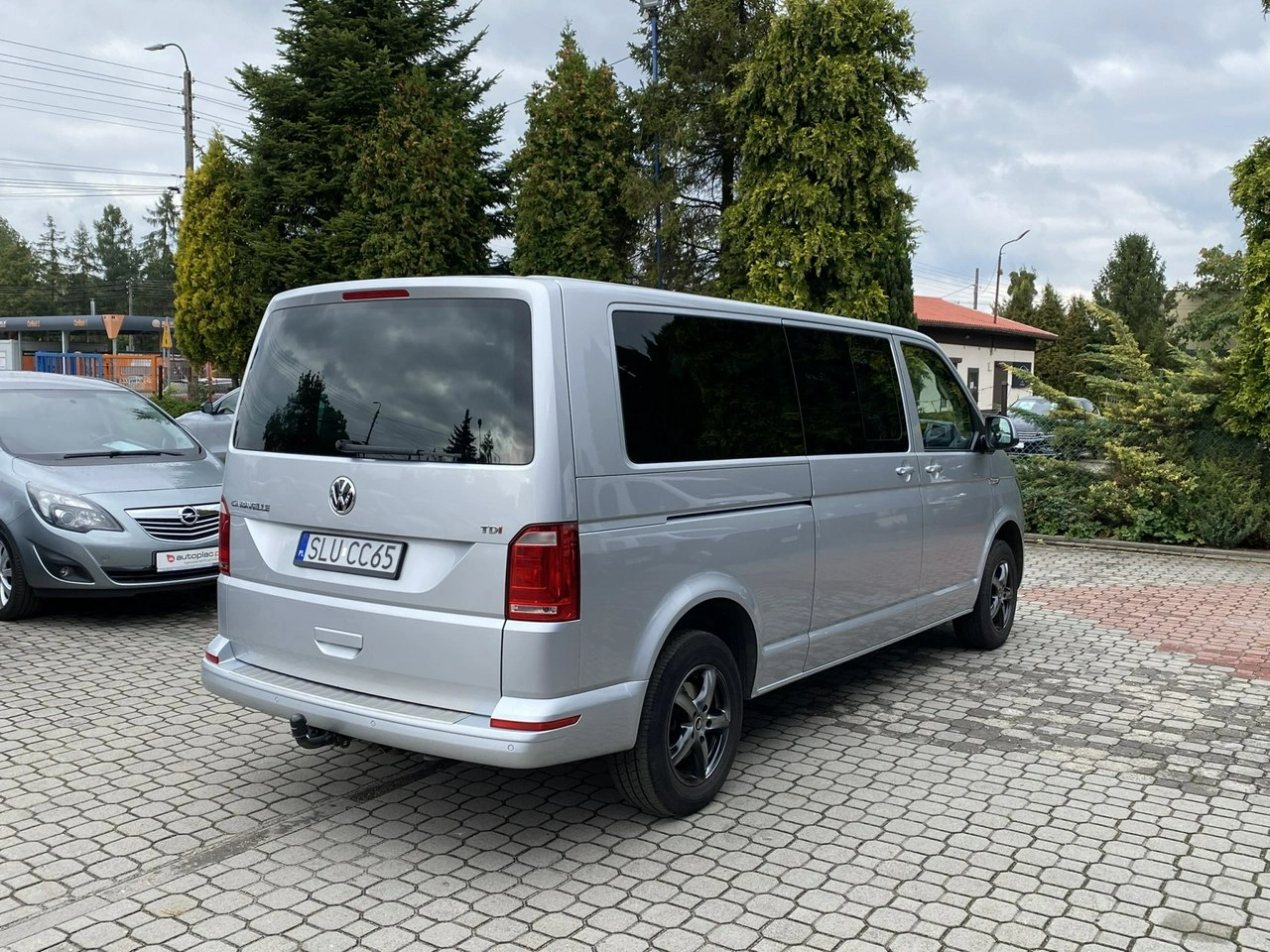 Volkswagen Caravelle - Zdjęcie 3