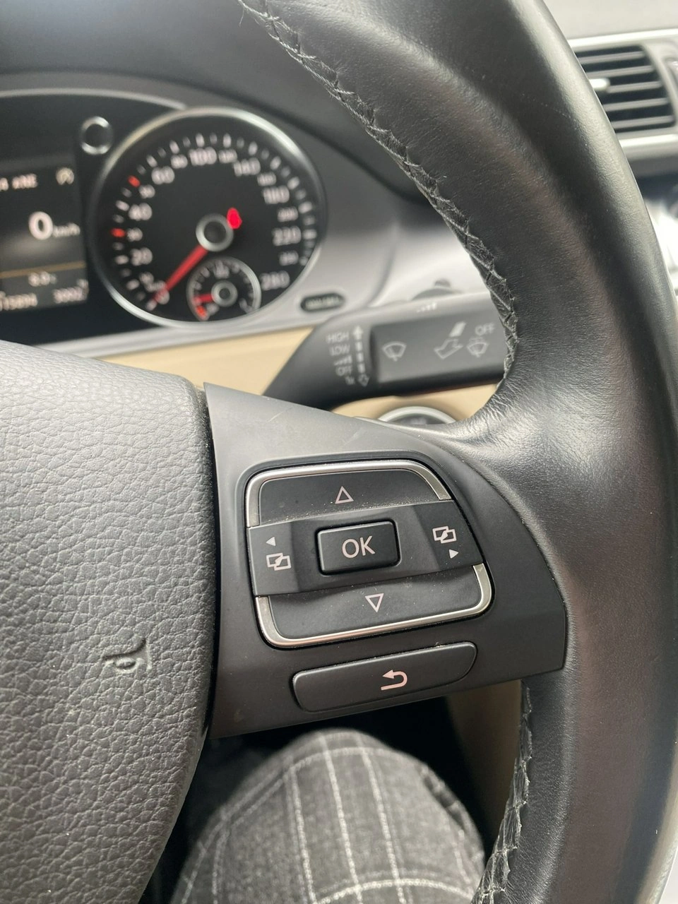 Volkswagen Passat CC - Zdjęcie 19