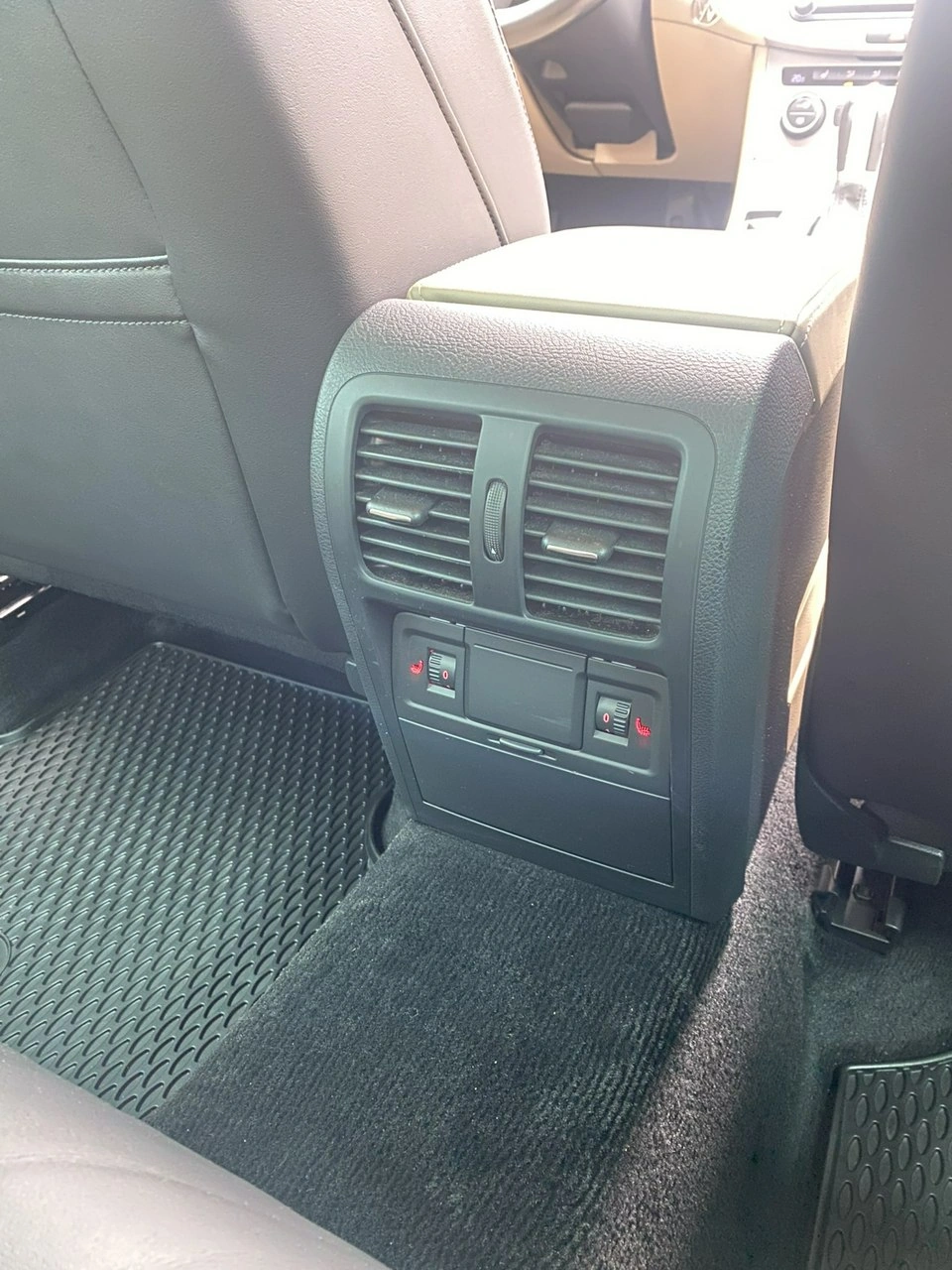 Volkswagen Passat CC - Zdjęcie 20