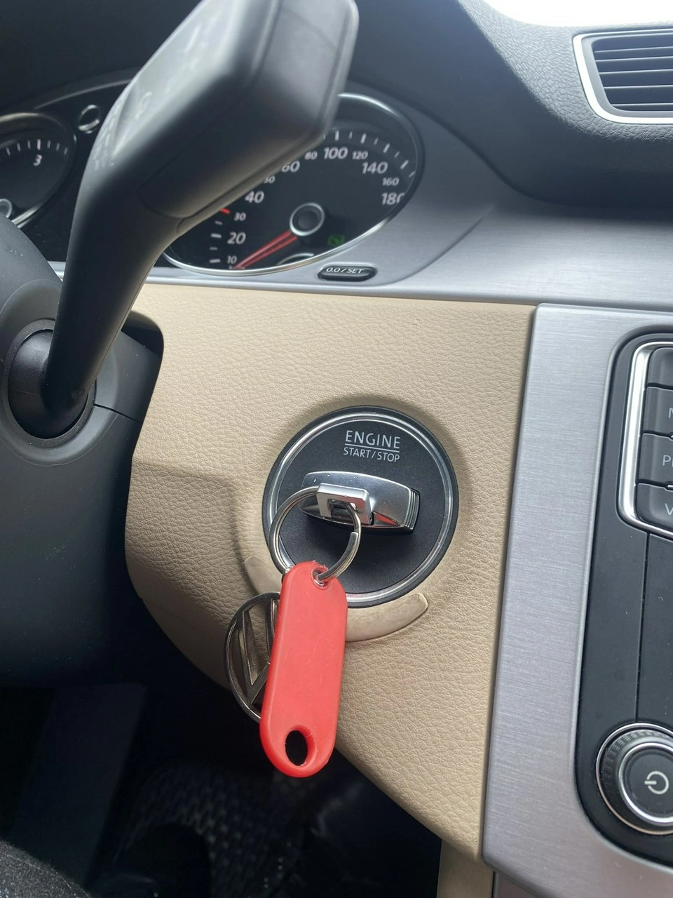 Volkswagen Passat CC - Zdjęcie 26