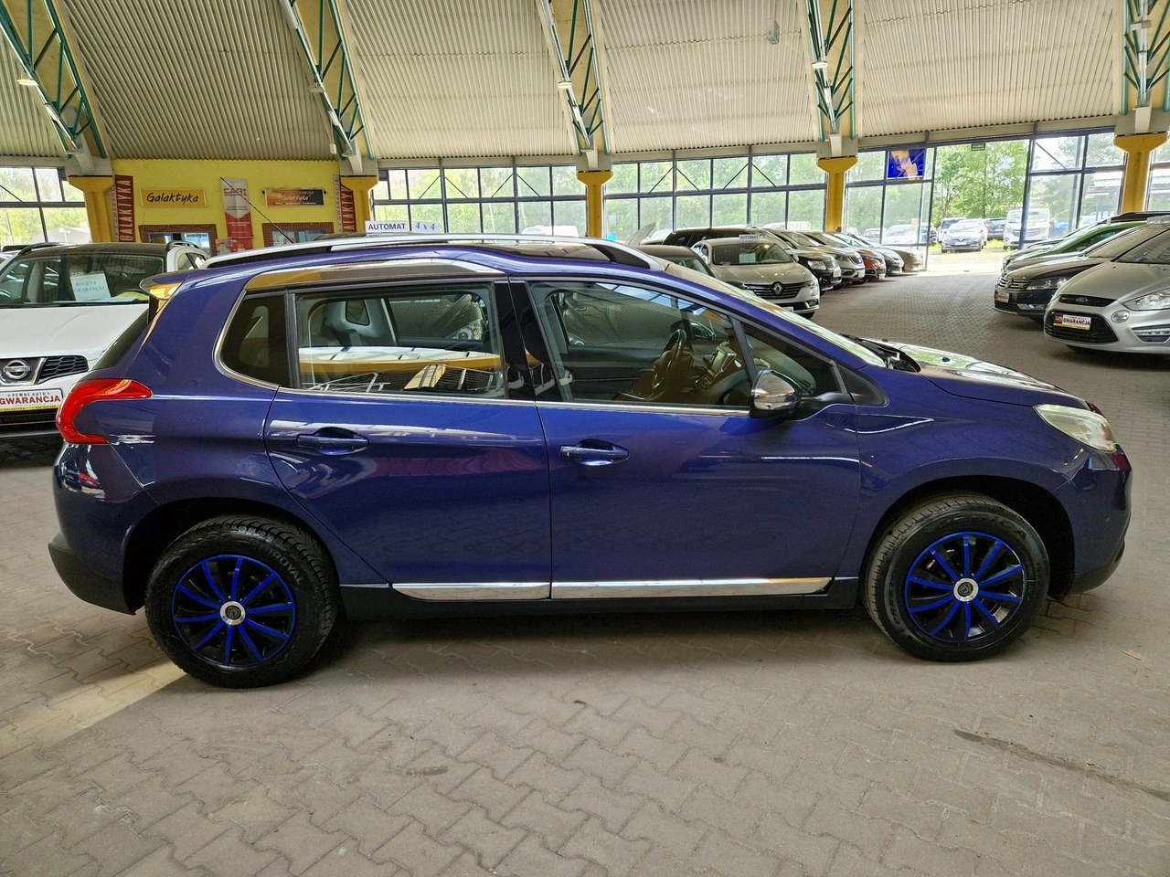 Peugeot 2008 - Zdjęcie 9