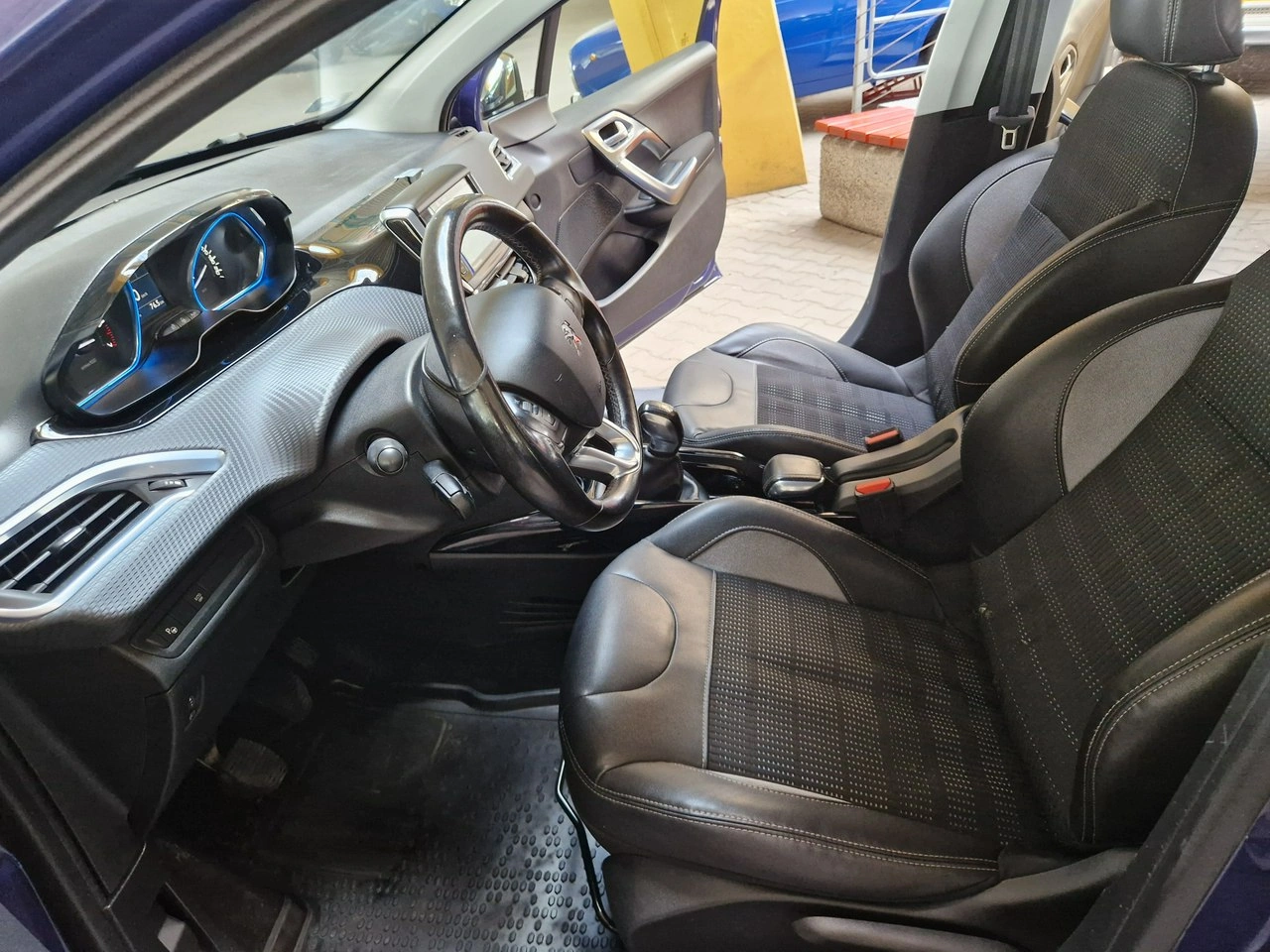 Peugeot 2008 - Zdjęcie 11