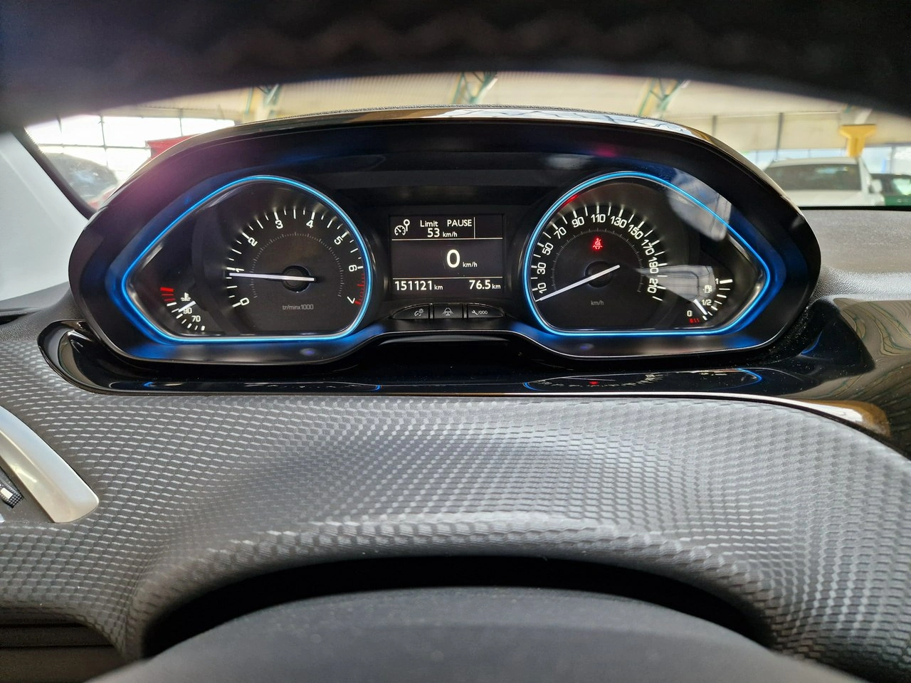 Peugeot 2008 - Zdjęcie 14