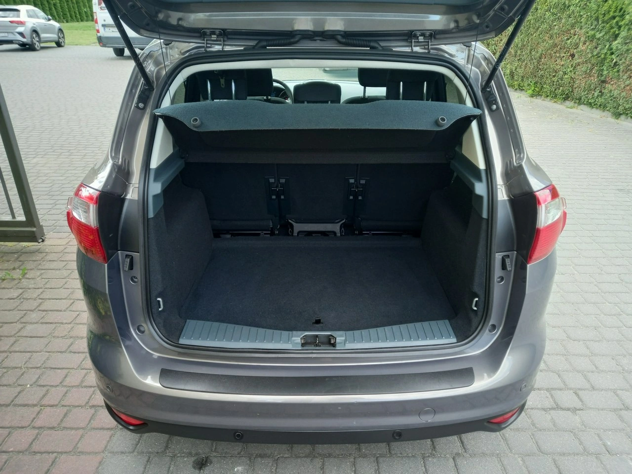 Ford C-MAX - Zdjęcie 15