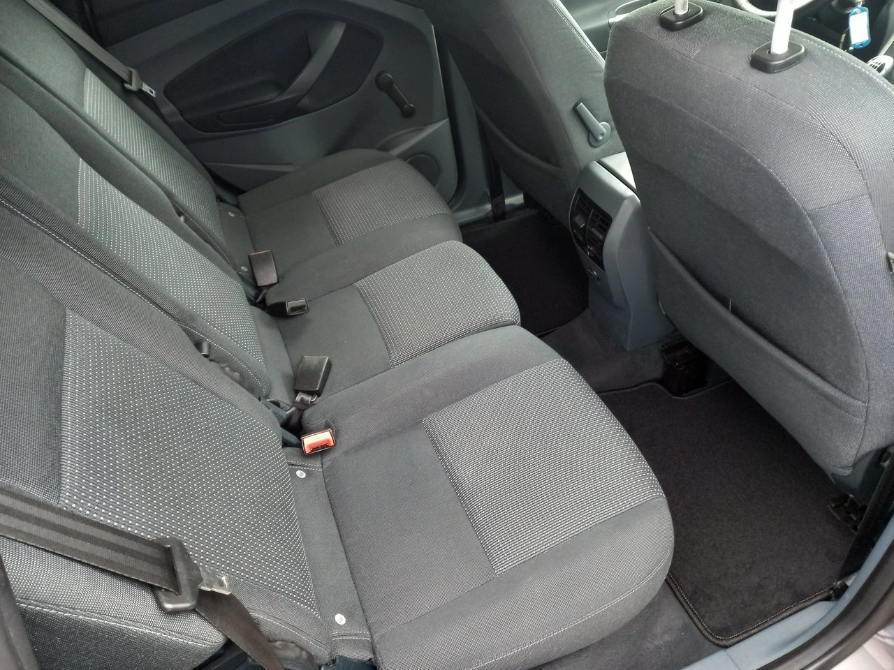 Ford C-MAX - Zdjęcie 20