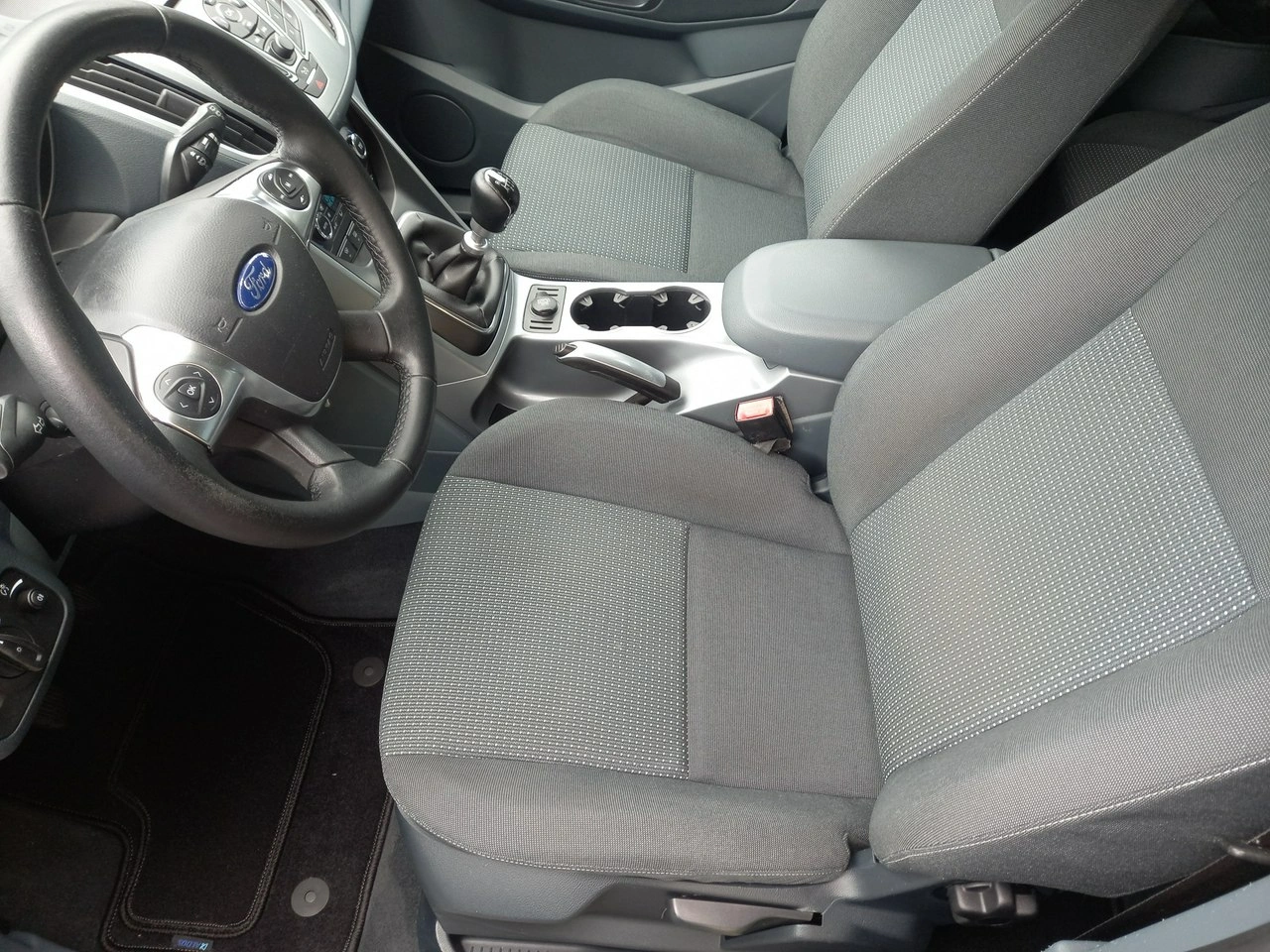 Ford C-MAX - Zdjęcie 25