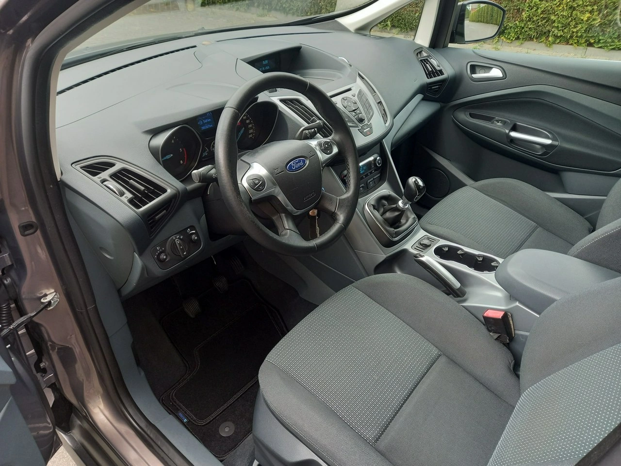 Ford C-MAX - Zdjęcie 26
