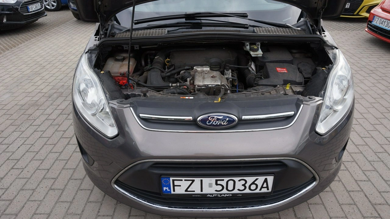 Ford C-MAX - Zdjęcie 12