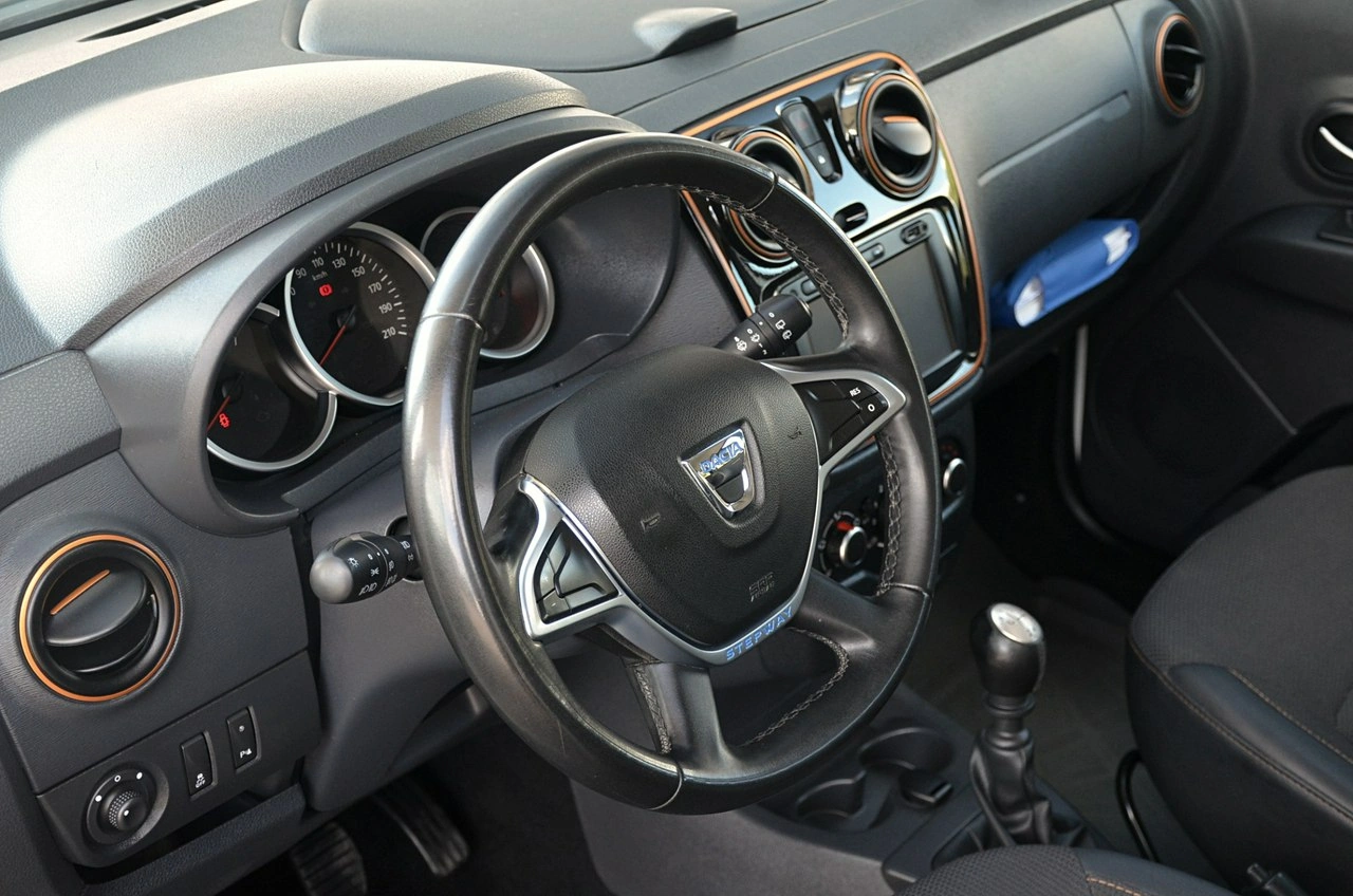 Dacia Lodgy - Zdjęcie 13