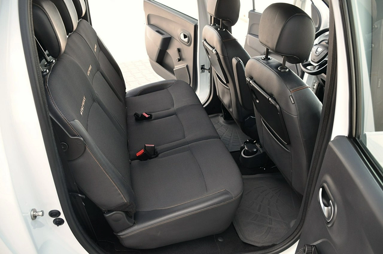 Dacia Lodgy - Zdjęcie 17