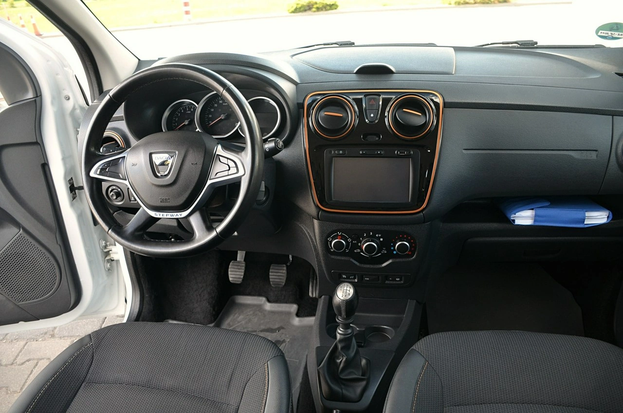 Dacia Lodgy - Zdjęcie 20
