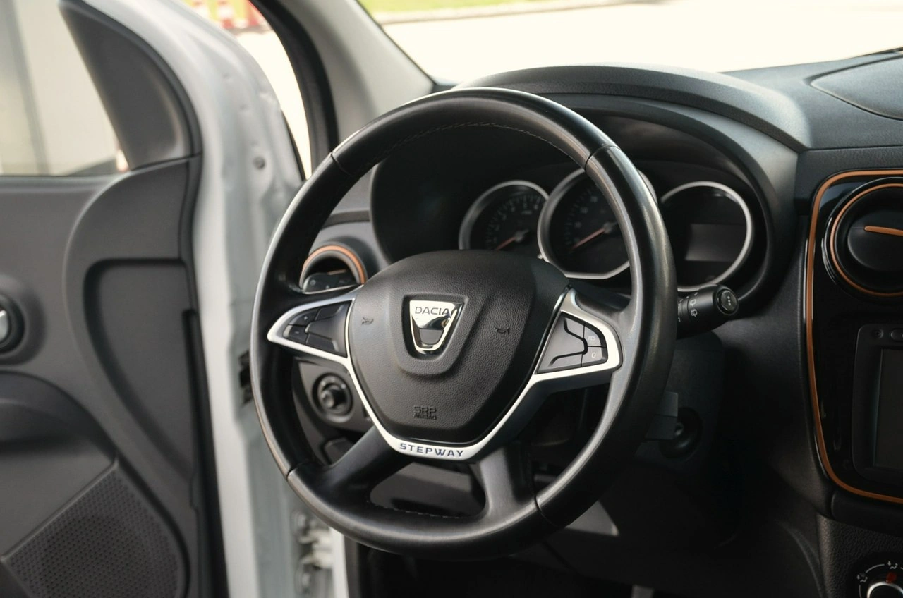 Dacia Lodgy - Zdjęcie 21