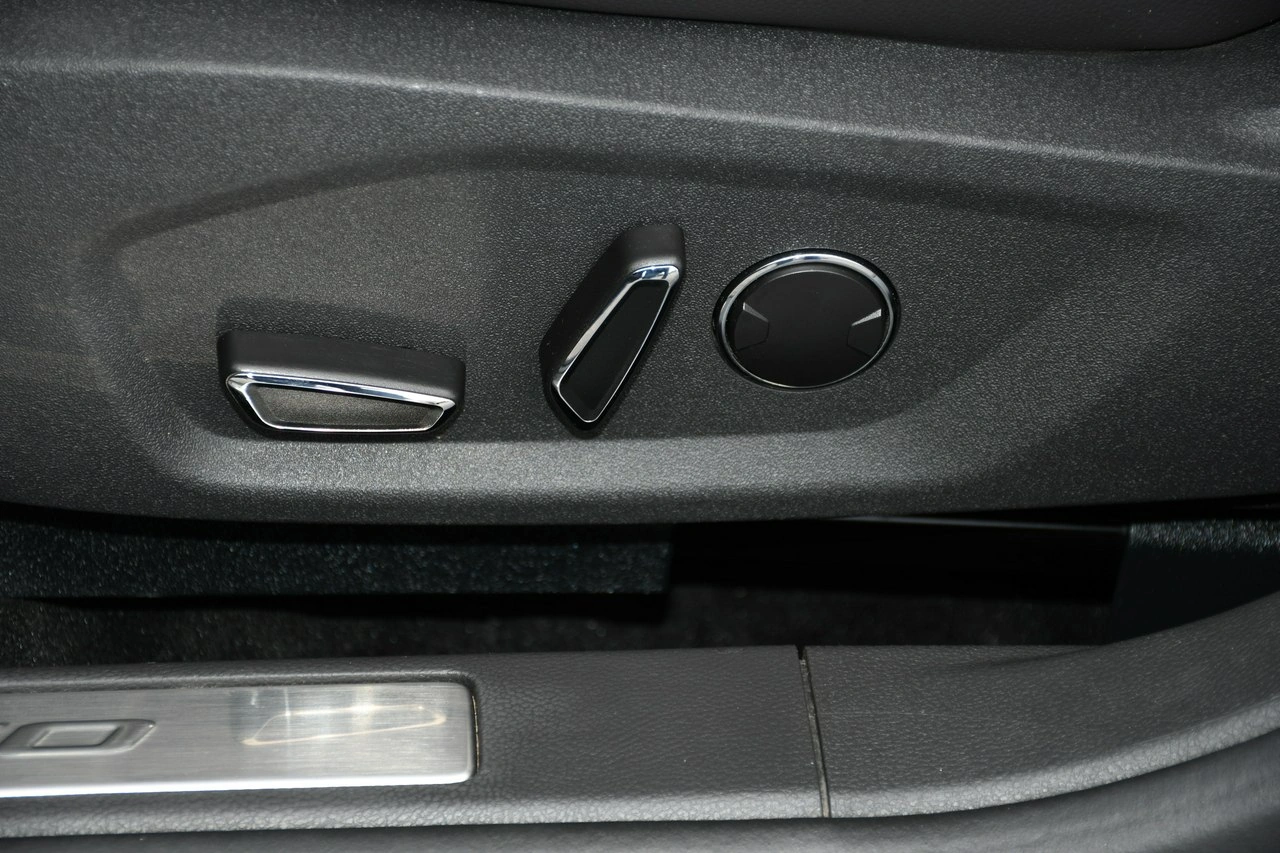 Ford Mondeo - Zdjęcie 19