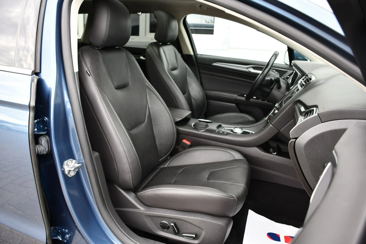 Ford Mondeo - Zdjęcie 29