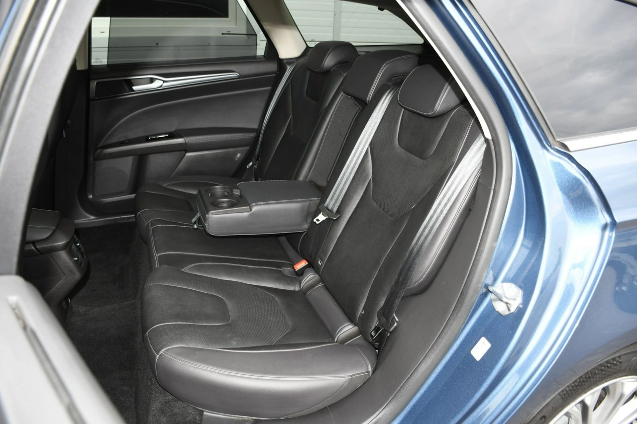 Ford Mondeo - Zdjęcie 35