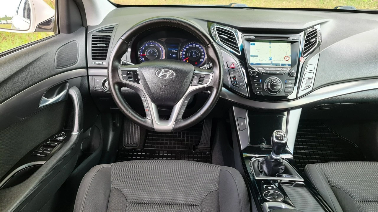 Hyundai i40 - Zdjęcie 16