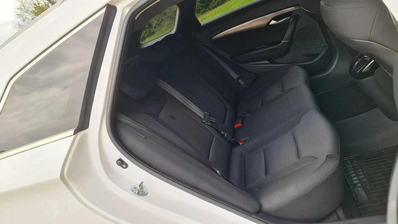 Hyundai i40 - Zdjęcie 8