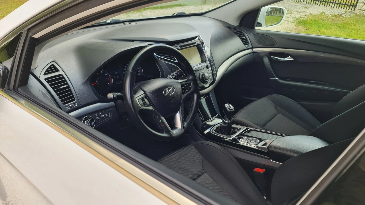 Hyundai i40 - Zdjęcie 10