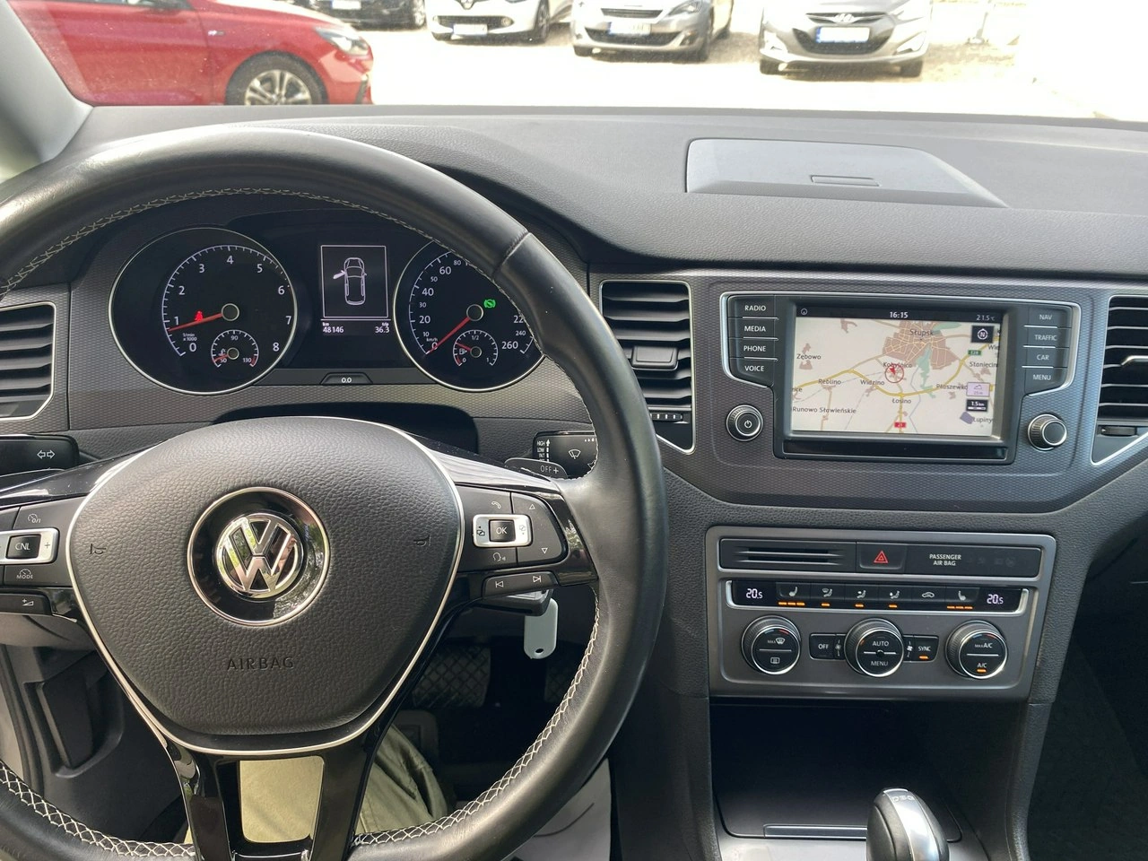 Volkswagen Golf Sportsvan - Zdjęcie 9