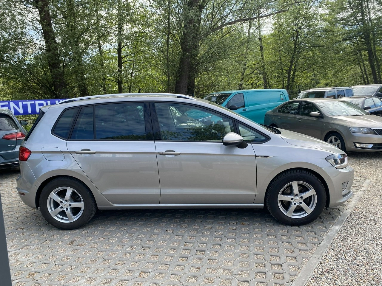 Volkswagen Golf Sportsvan - Zdjęcie 3