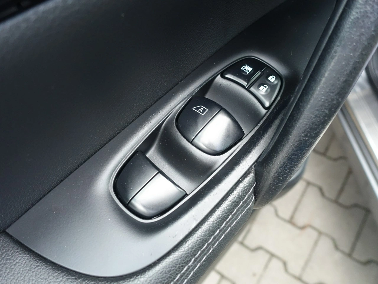 Nissan Qashqai - Zdjęcie 20