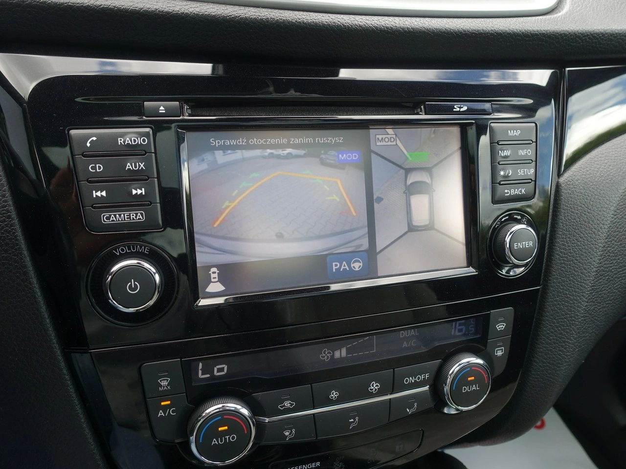 Nissan Qashqai - Zdjęcie 21