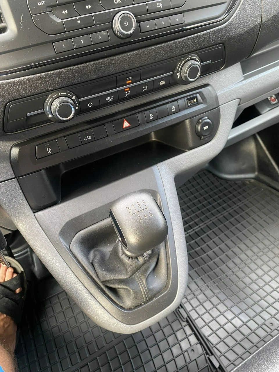 Toyota ProAce - Zdjęcie 11