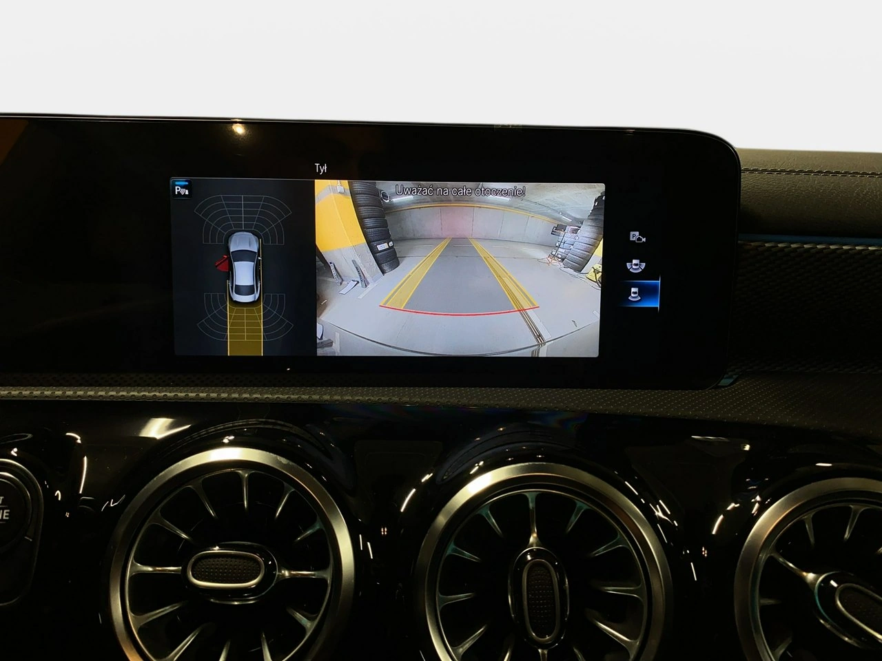 Mercedes CLA 200 - Zdjęcie 22