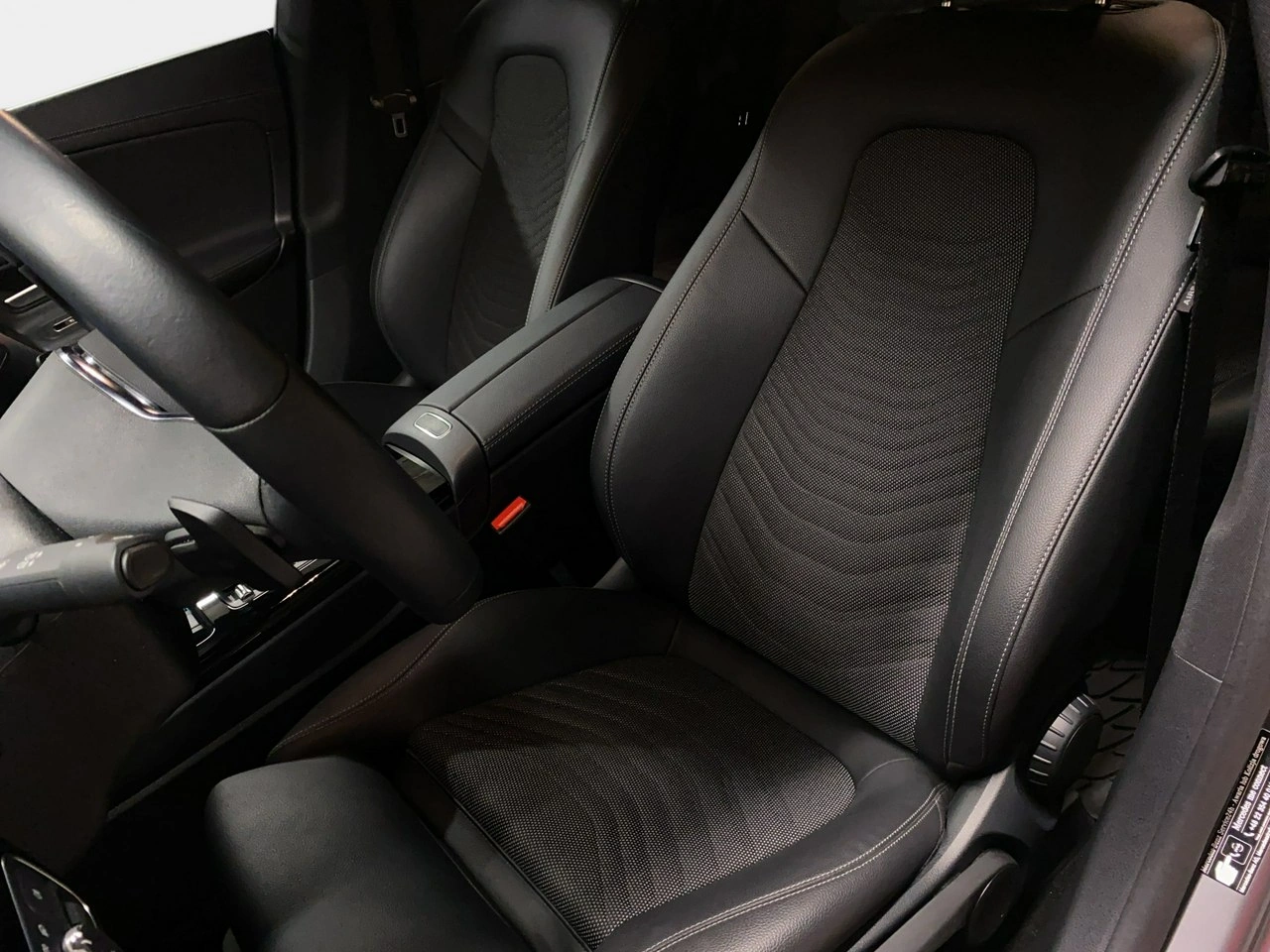 Mercedes CLA 200 - Zdjęcie 28