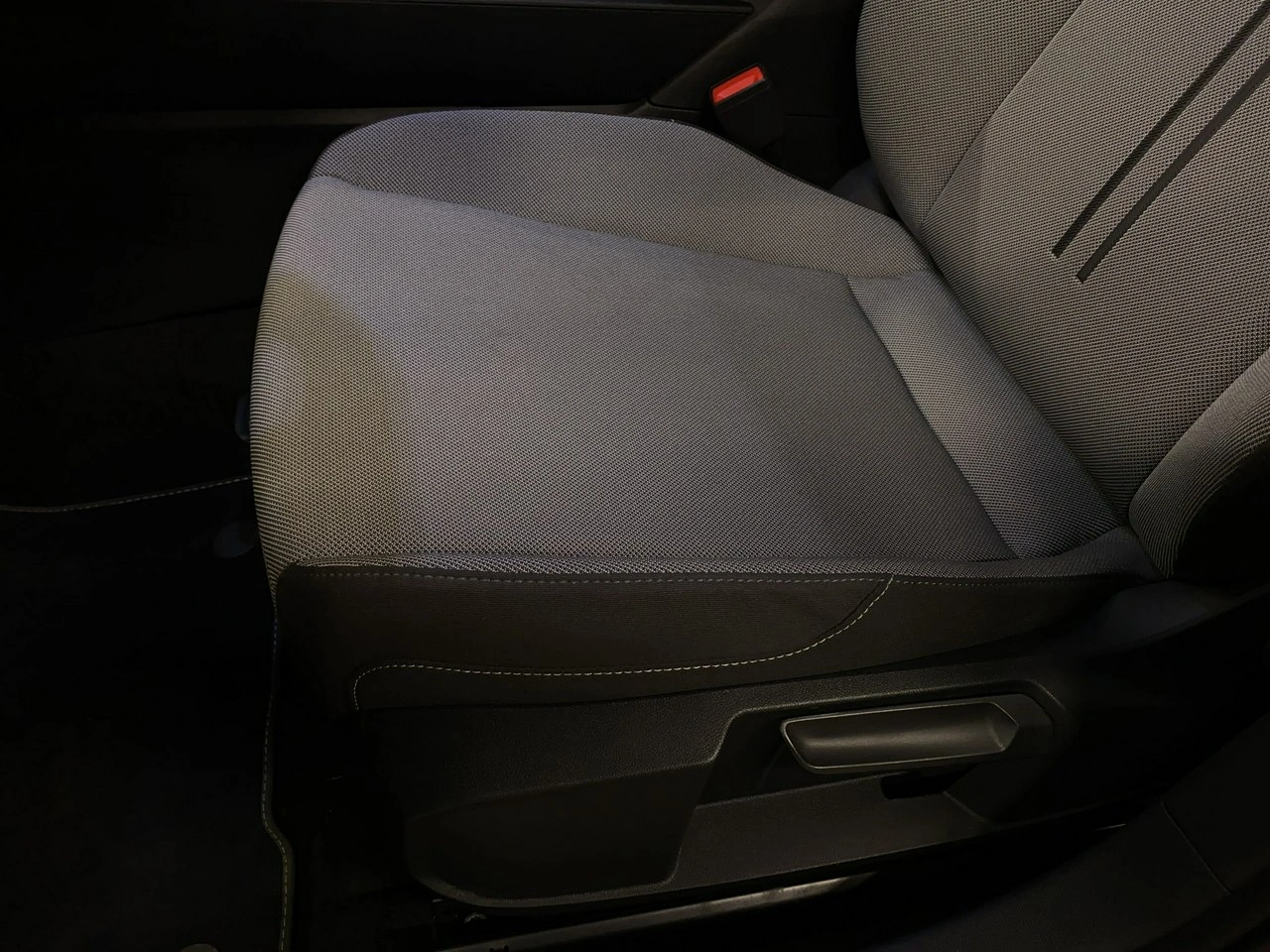 Seat Leon Sportstourer - Zdjęcie 16