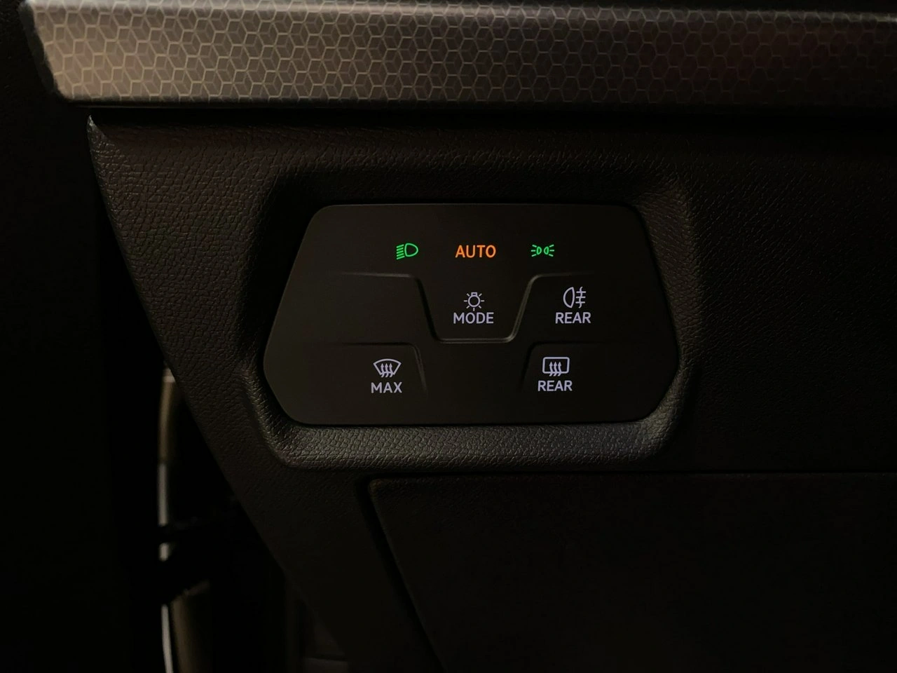 Seat Leon Sportstourer - Zdjęcie 29