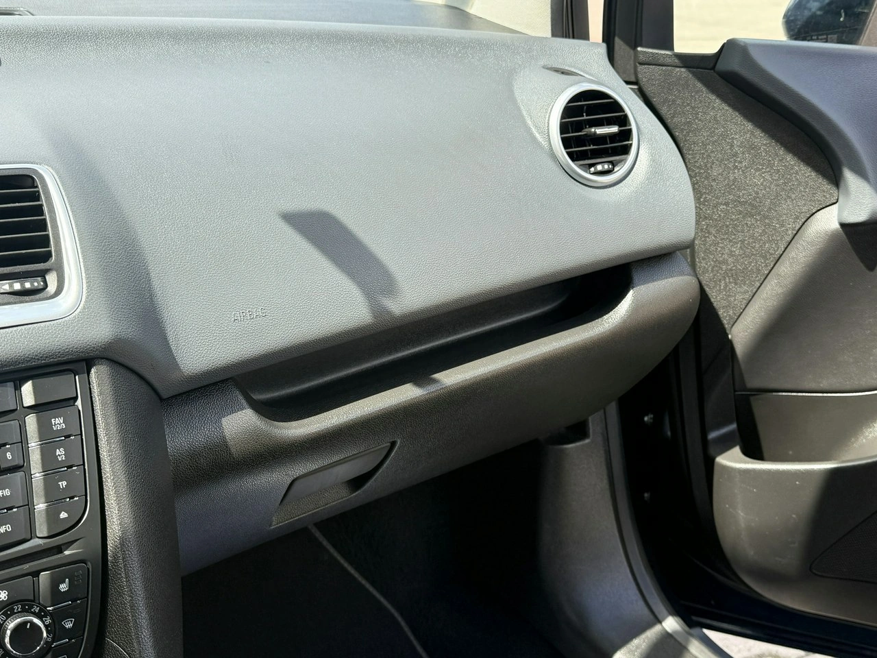 Opel Meriva - Zdjęcie 16