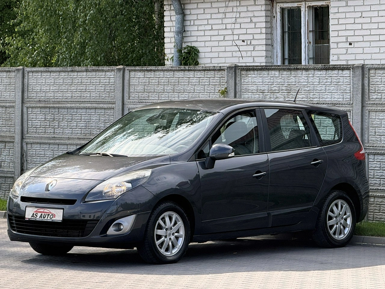Renault Grand Scenic - Zdjęcie 23