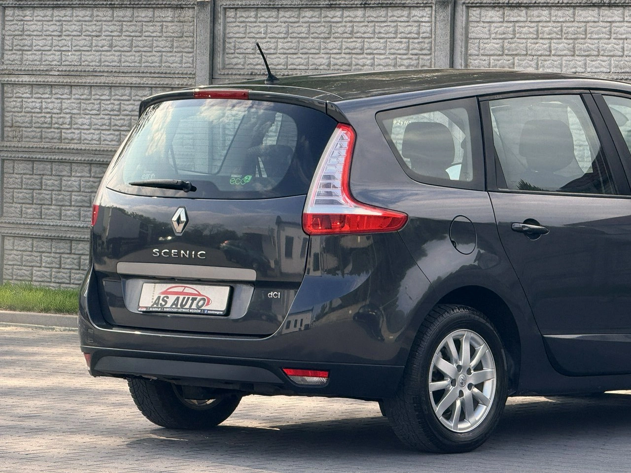 Renault Grand Scenic - Zdjęcie 40