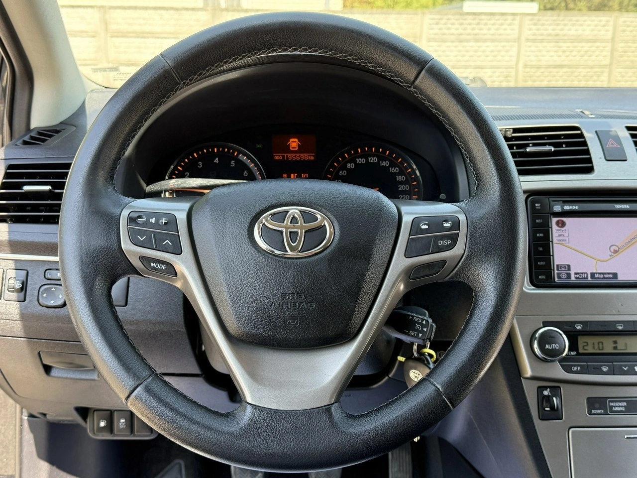 Toyota Avensis - Zdjęcie 5