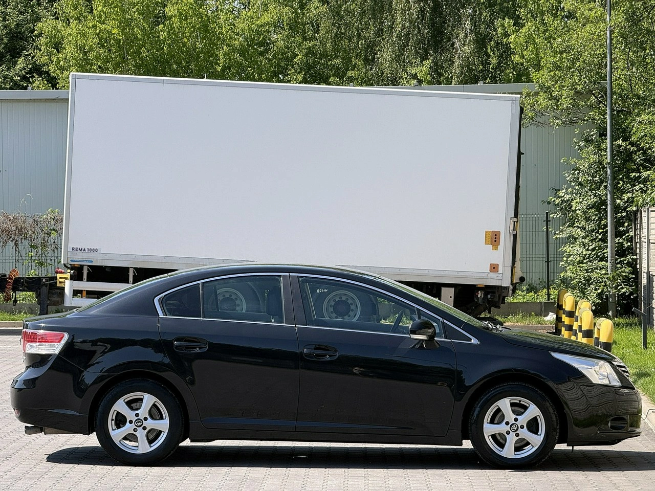 Toyota Avensis - Zdjęcie 43