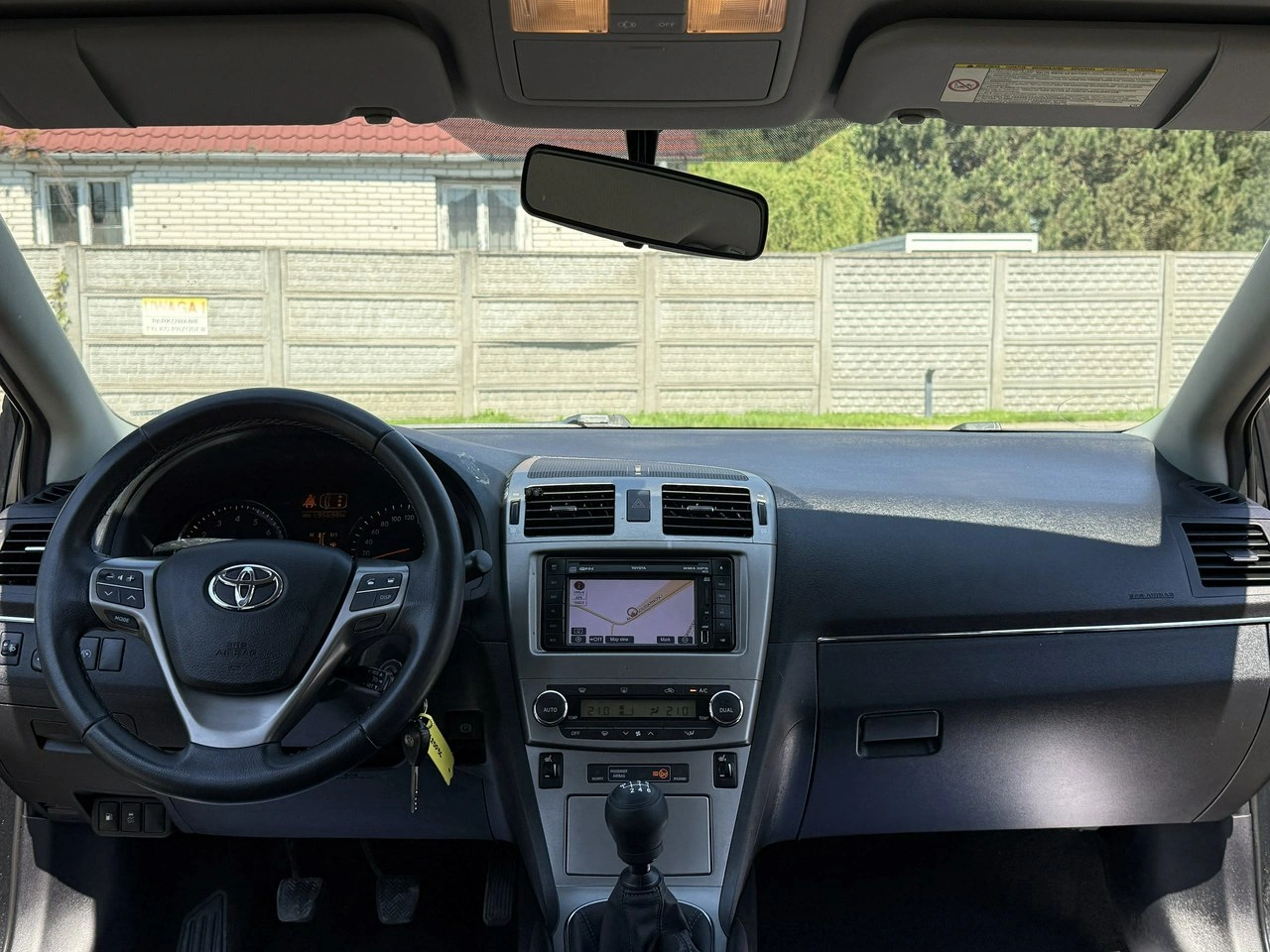 Toyota Avensis - Zdjęcie 4